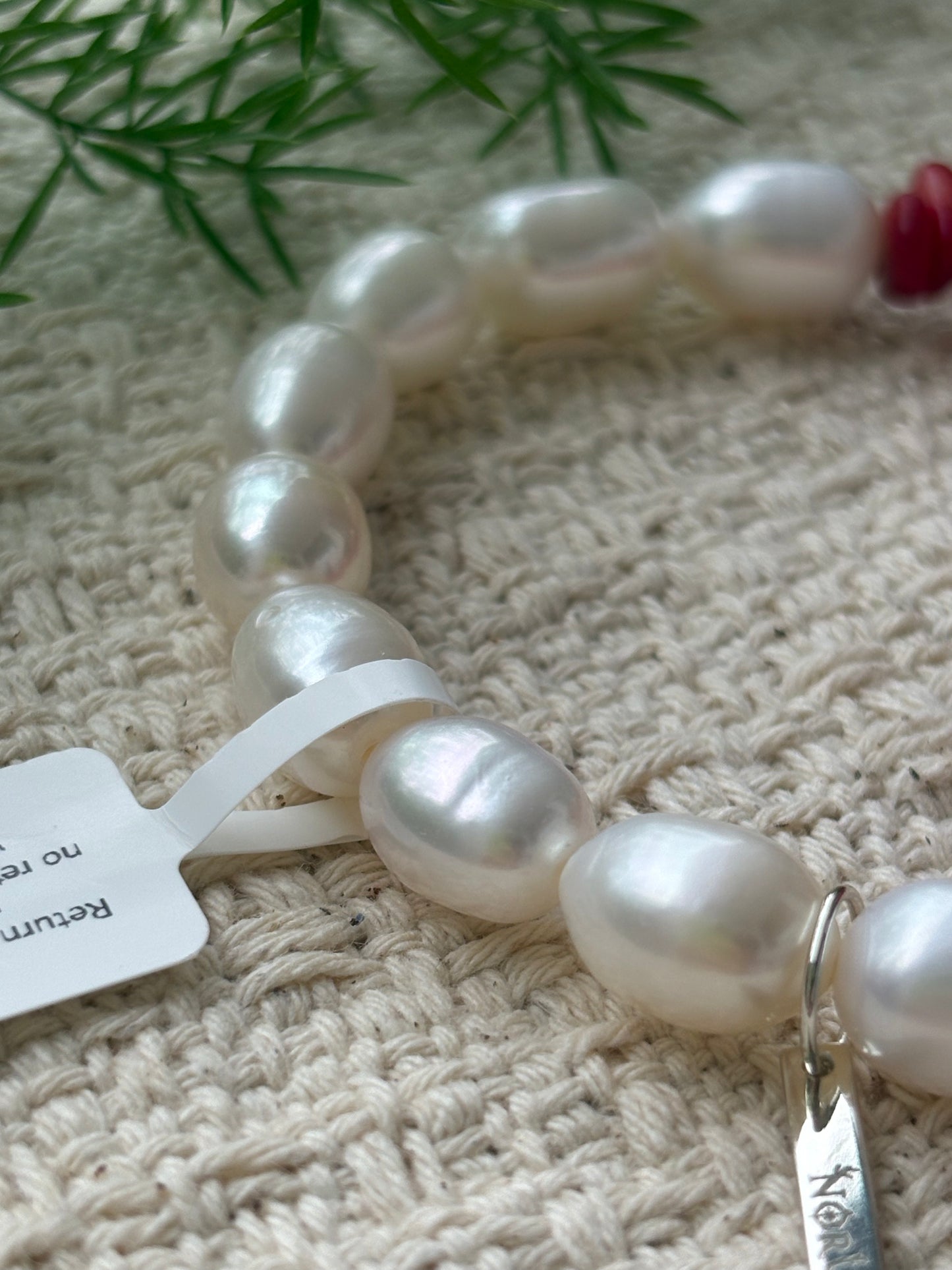 The Crimson Berry — Bamboo Coral & Pearl Bracelet